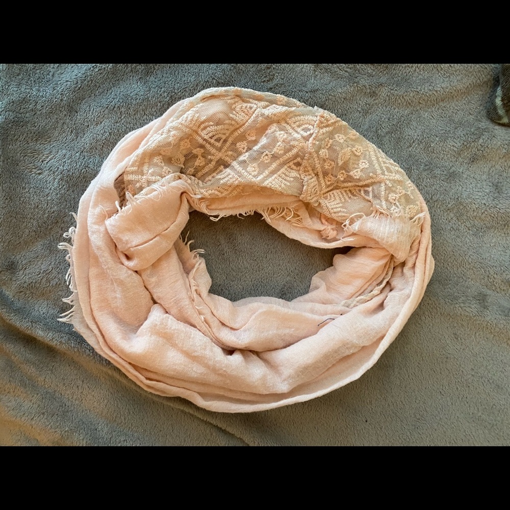 Infinity scarf
